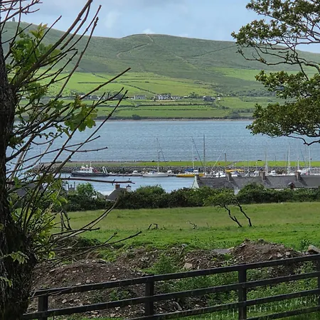 Courtyard & Luxury Dingle